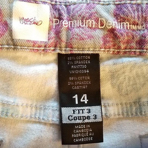 3/$35 Mossimo Floral Print Gray Skinny Jeans - Picture 9 of 11